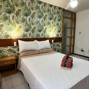 https://apt-departamento-centrico-moderno-con-terraza.hotelsmendoza.com